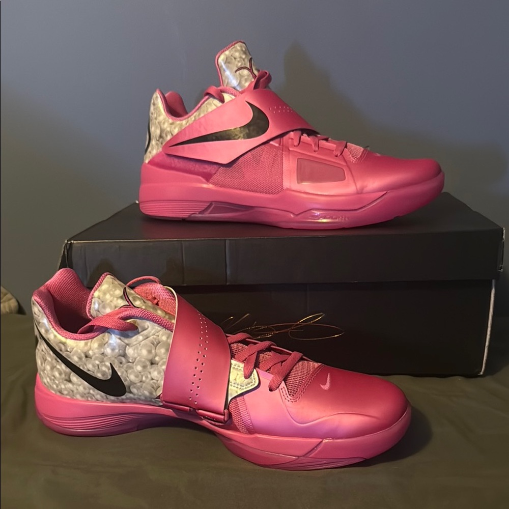 KD 4 Aunt Pearl Basketball Shoes